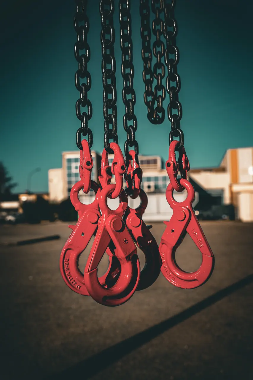 Photo graphique de chaînes rouges pour un client industriel